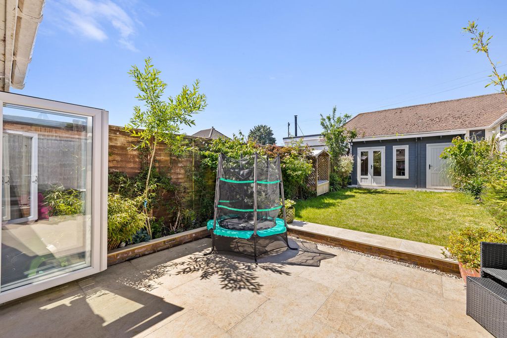 Property photo 2 of 19 Rear Garden