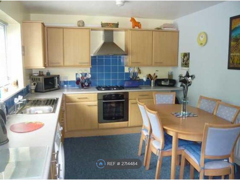 Property photo 2 of 4