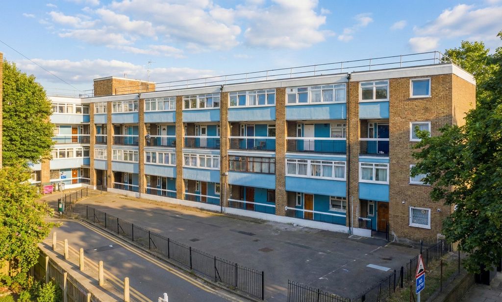 Property photo 1 of 6