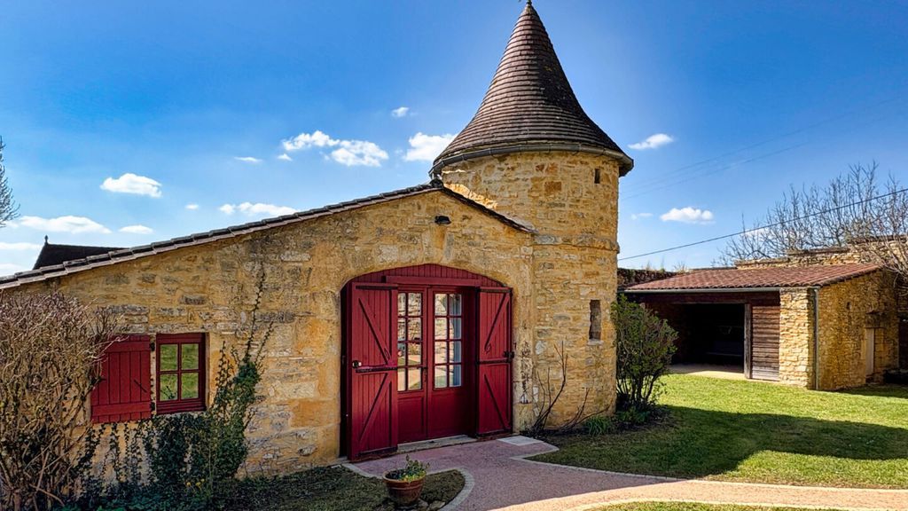 Property photo 2 of 24 Photo 2