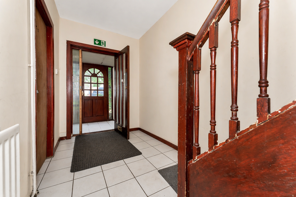 Property photo 2 of 15 Entrance