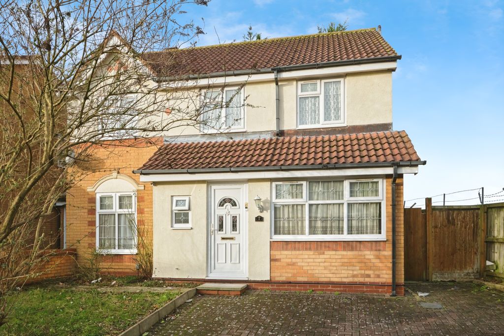 Property photo 1 of 17