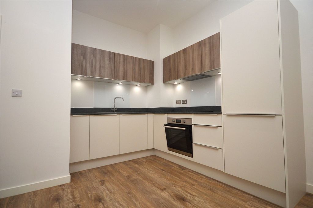 Property photo 3 of 5 Picture No. 13