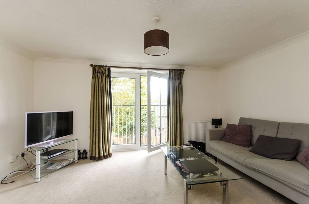 Property photo 2 of 7