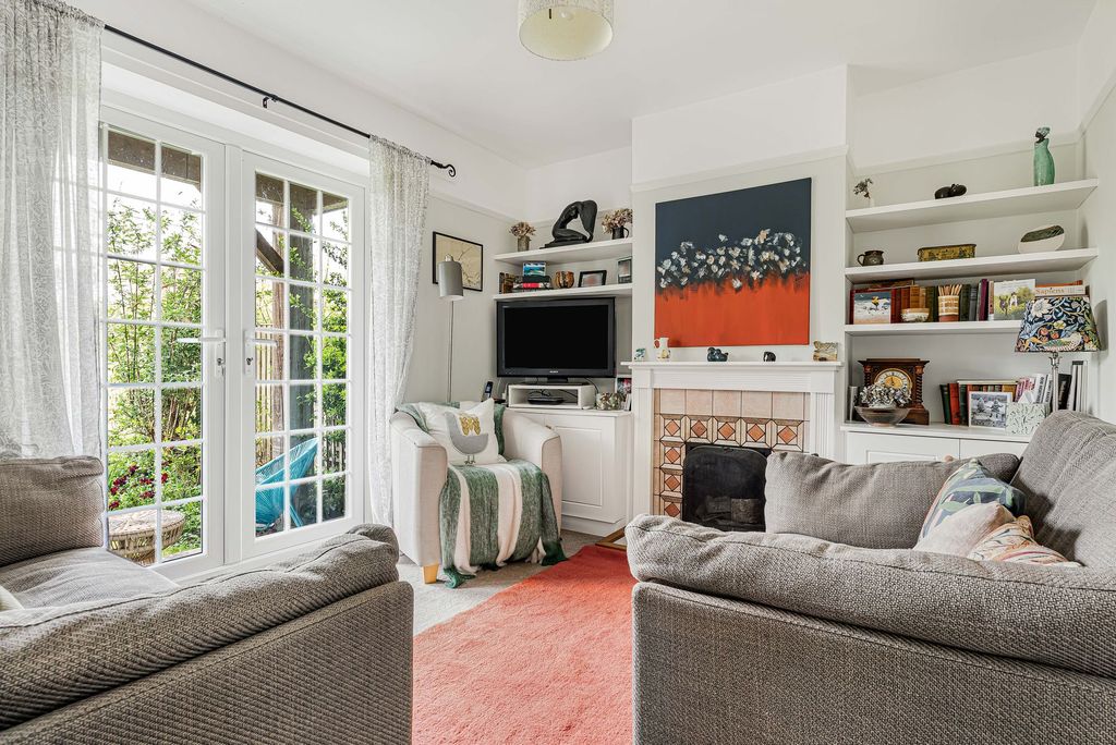 Property photo 3 of 15