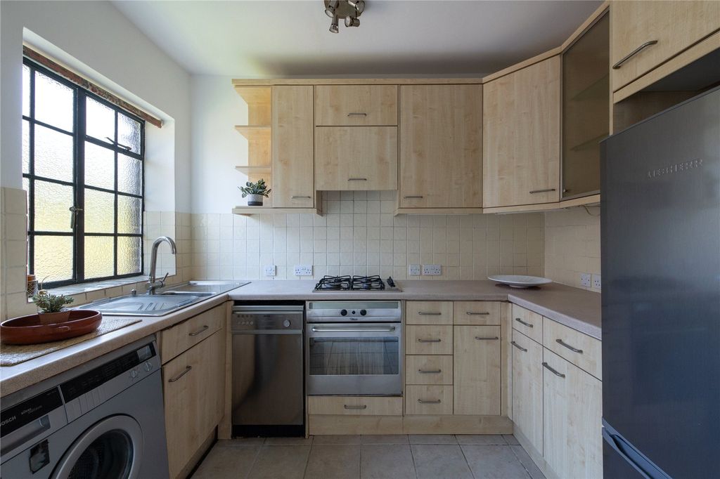 Property photo 3 of 15 Picture No. 04