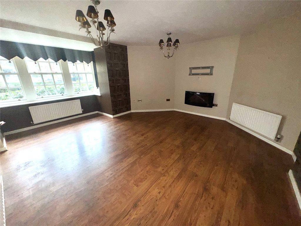 Property photo 3 of 6 Picture No. 09