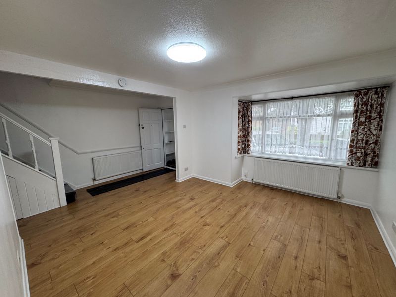 Property photo 2 of 8 Photo 2