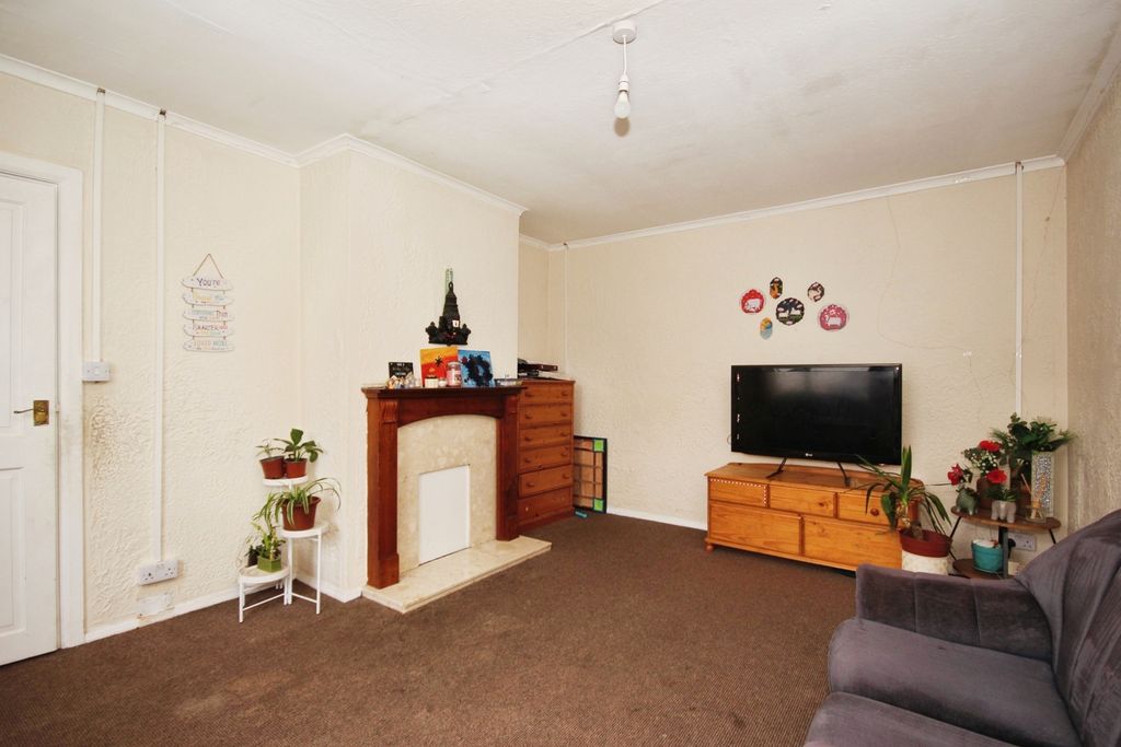 Property photo 3 of 13 Pbox-Img.Jpg