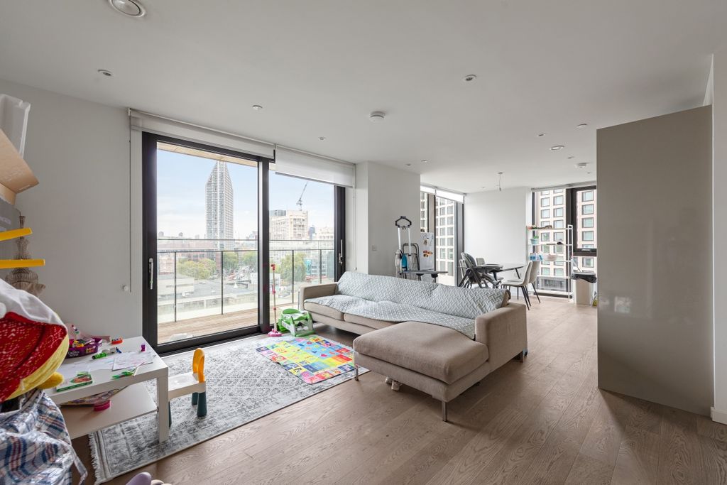 Property photo 1 of 10 094A4355