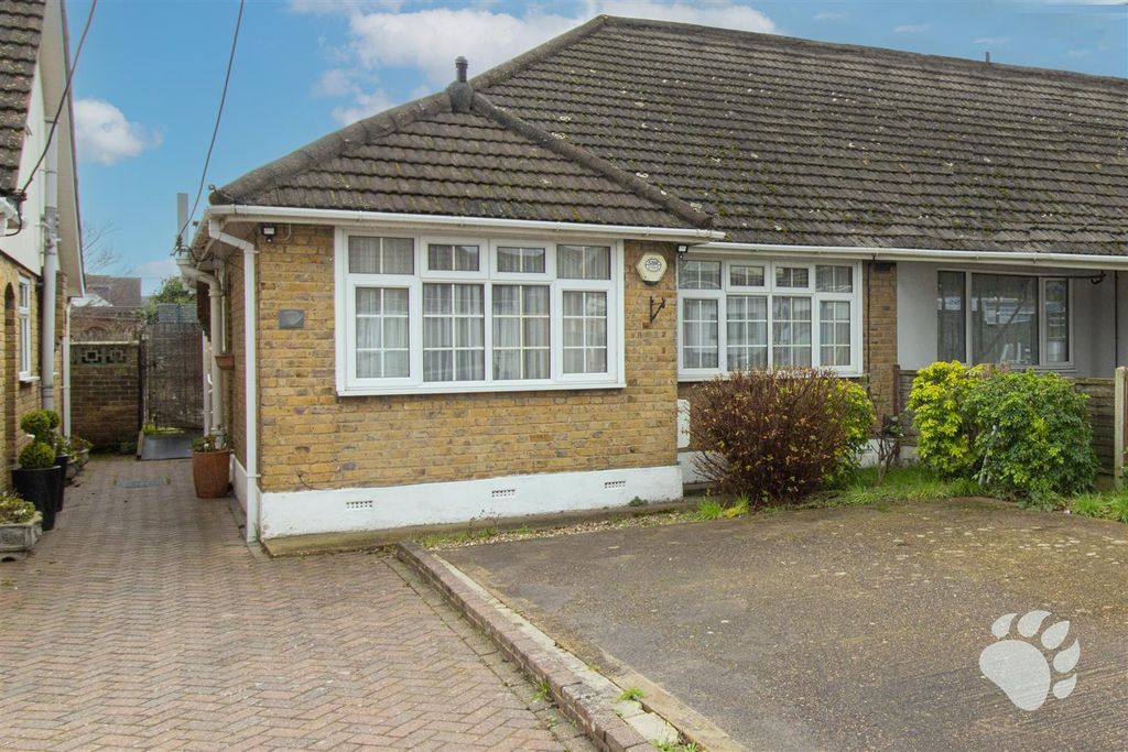 Property photo 1 of 14 Front