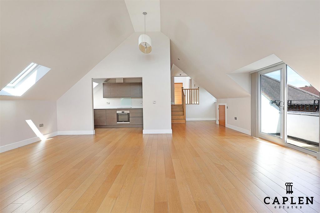 Property photo 2 of 21 Img_2803.Jpg