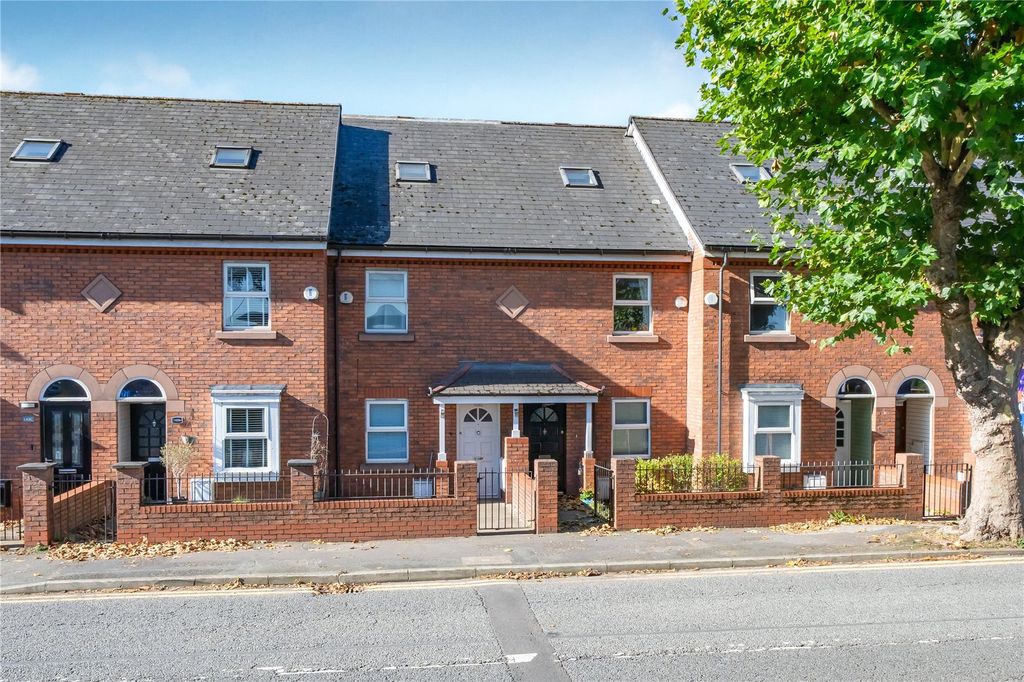 Property photo 1 of 12 Front