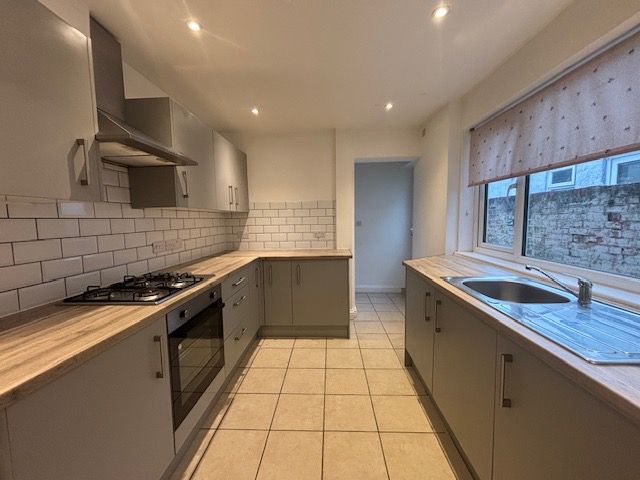 Property photo 2 of 11 Property