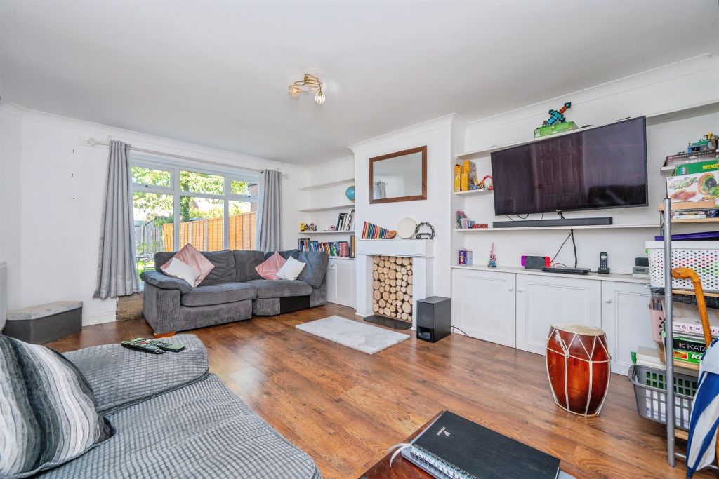 Property photo 3 of 19