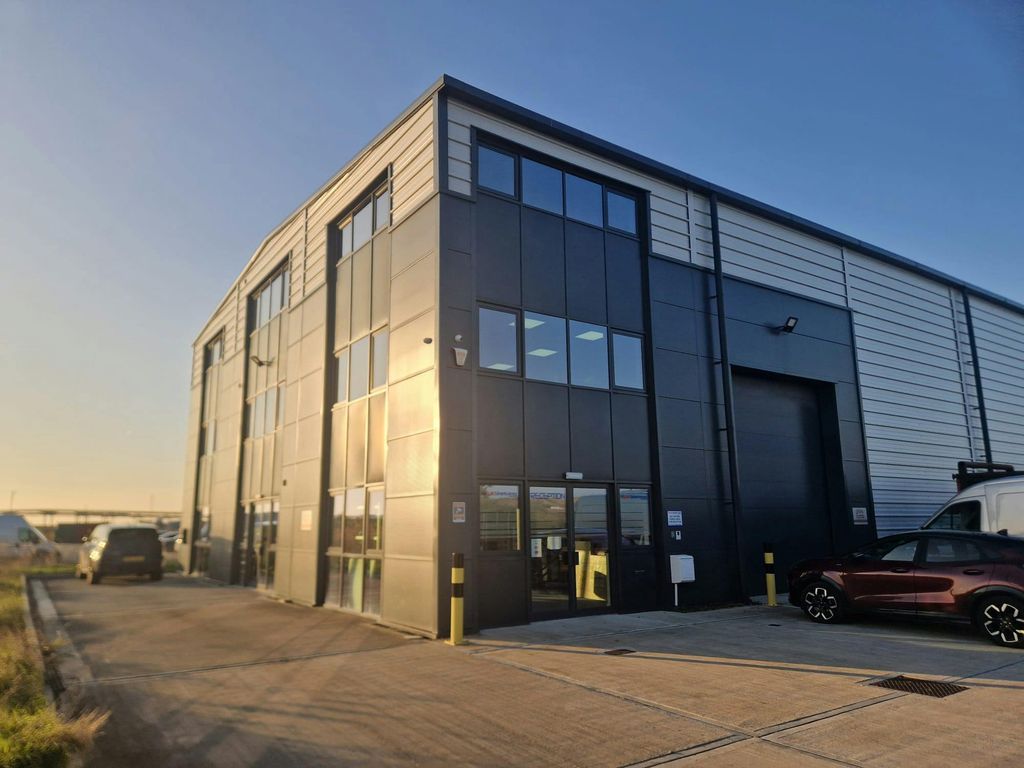 Property photo 1 of 6 Whatsapp Image 20250310 At 083648_98A16239.Jpg