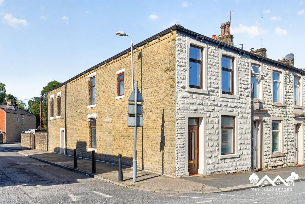 Property photo 1 of 44