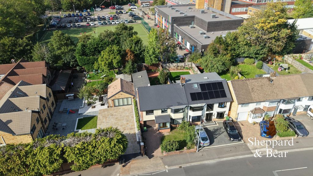 Property photo 2 of 29 Exterior