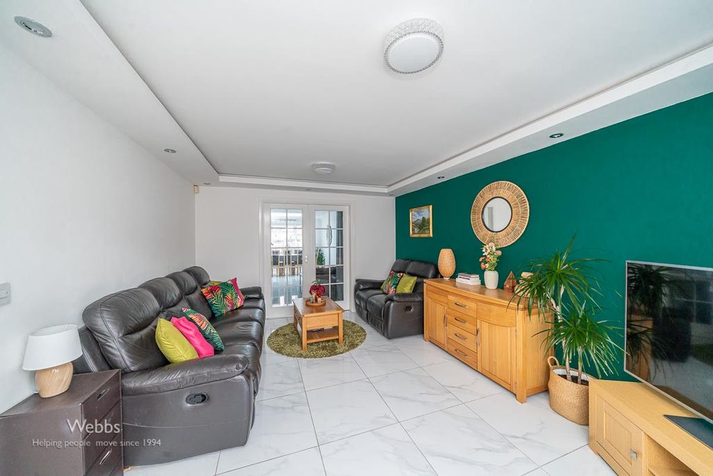 Property photo 3 of 32 Â© Webbs Estate Agents Â© (62 Of 142).Jpg