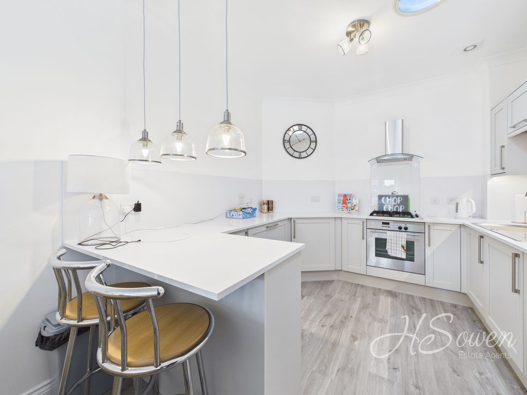 Property photo 2 of 18 Photo 11