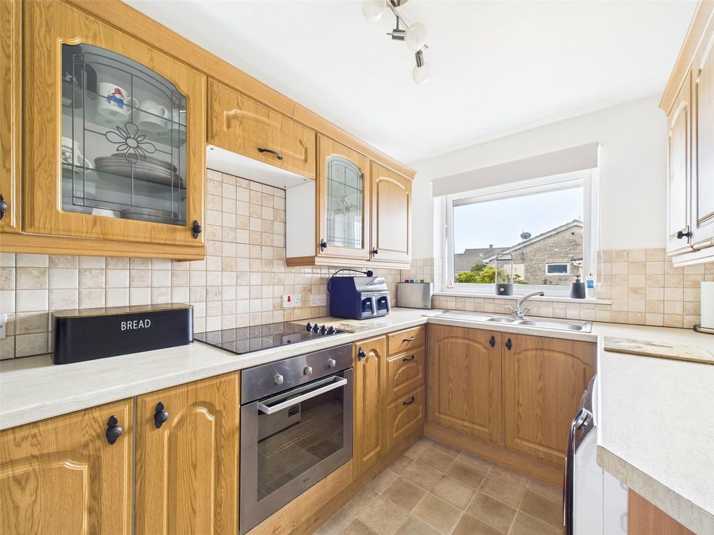 Property photo 3 of 11 Picture No. 10