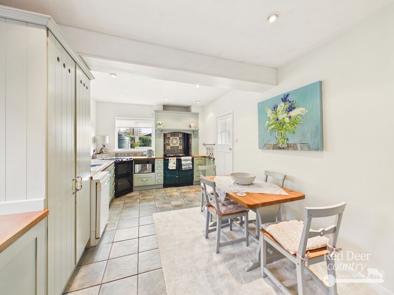 Property photo 2 of 28 Kitchen/Dining Room