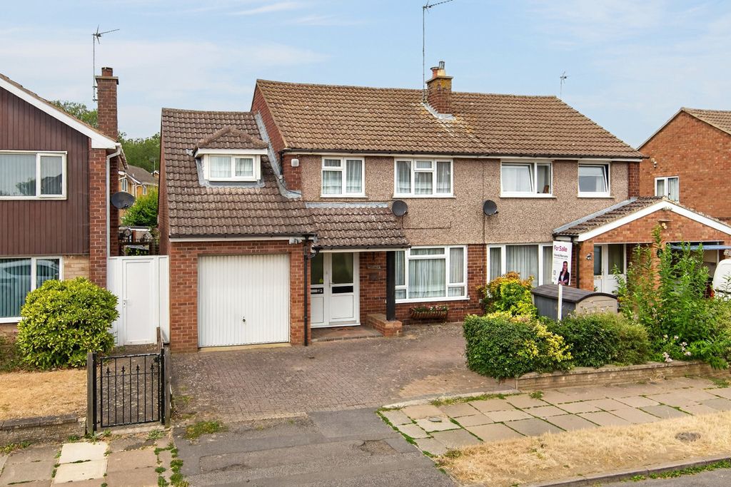 Property photo 1 of 33