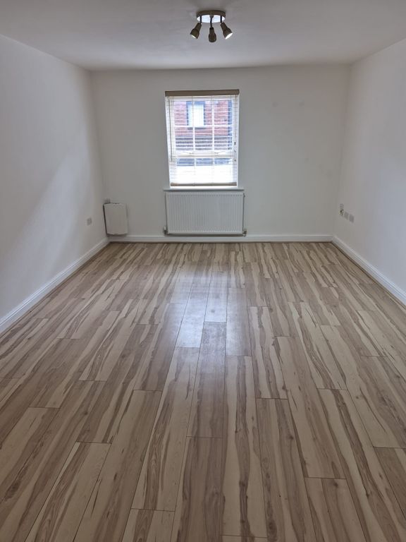 Property photo 2 of 14 Photo 1