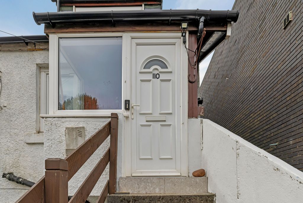 Property photo 3 of 22 2