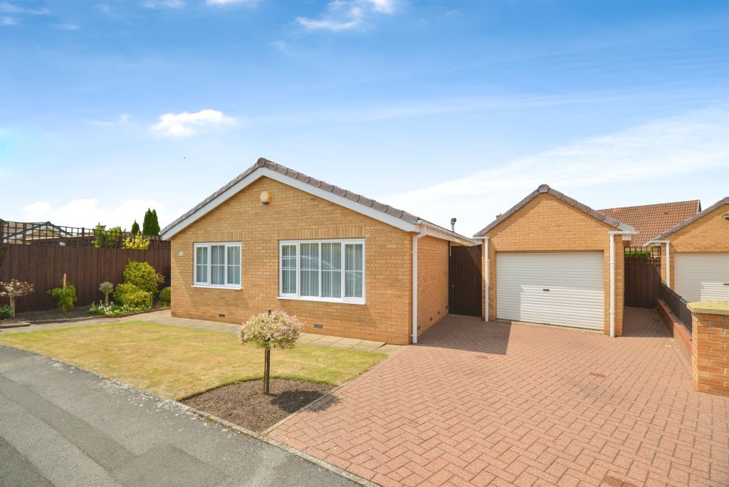 Property photo 2 of 17