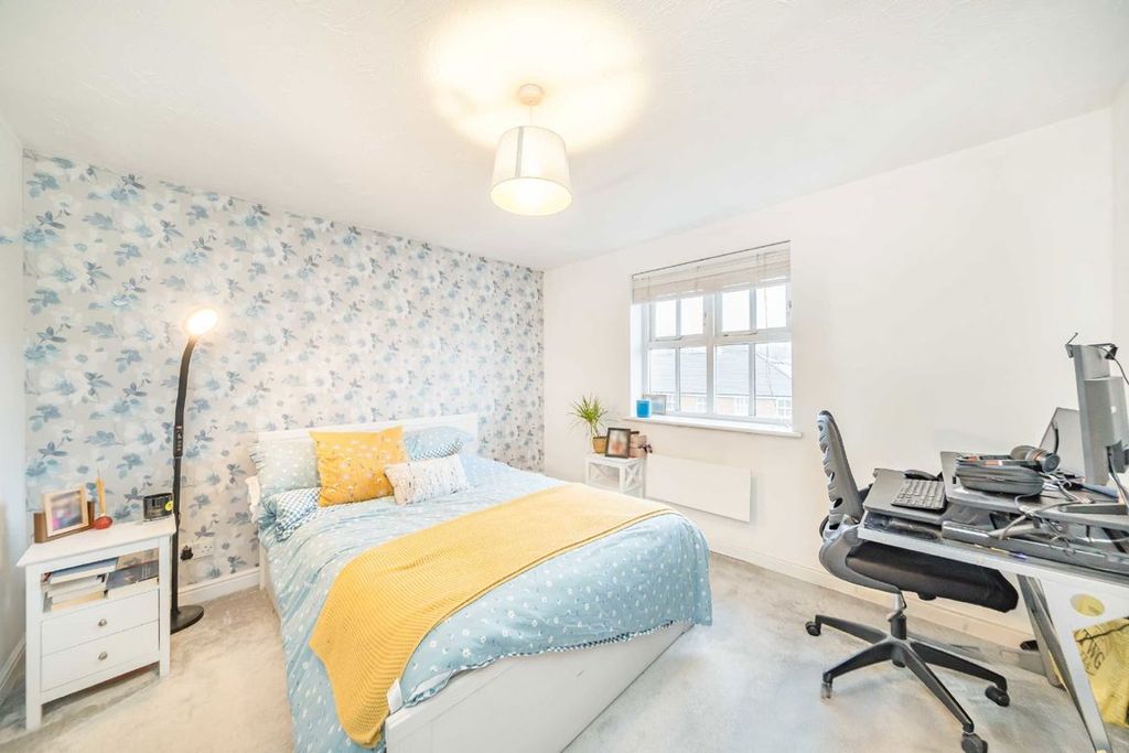 Property photo 3 of 8