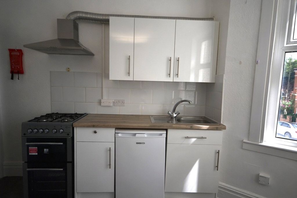 Property photo 2 of 4 Picture No. 06