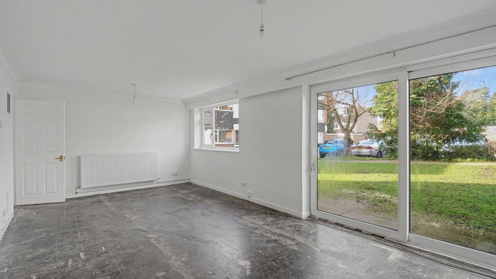 Property photo 3 of 9