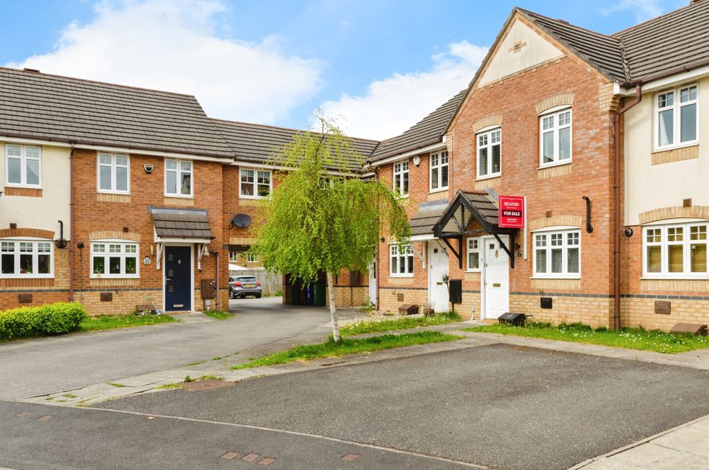 Property photo 2 of 20