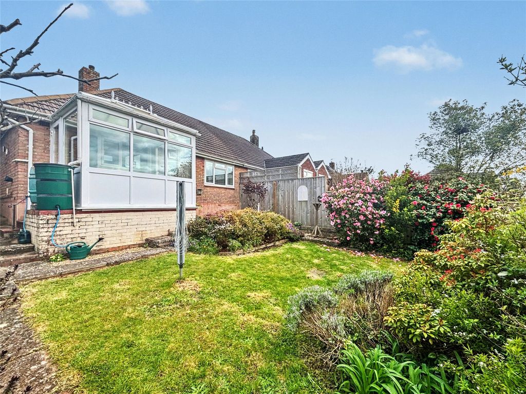 Property photo 2 of 16 Garden