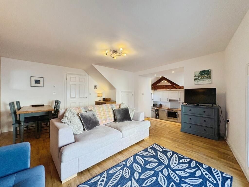 Property photo 2 of 20 4849211