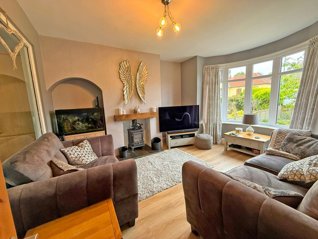 Property photo 3 of 13 Img_3729