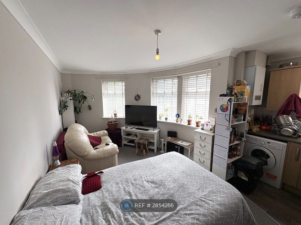 Property photo 3 of 7