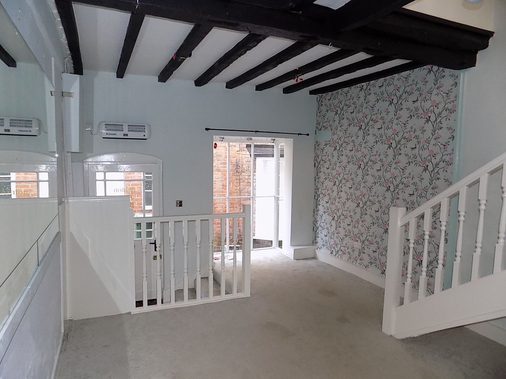 Property photo 3 of 4