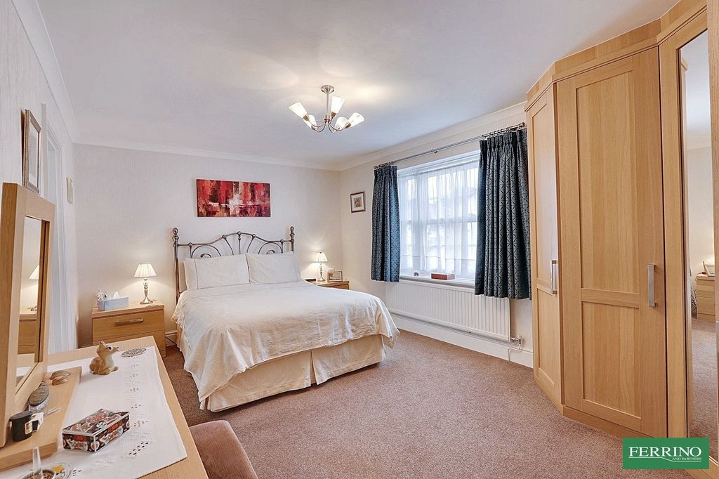 Additional image 12 of 5 bed detached house for sale(5 Bed With Detached Garage), 5 High View, Chepstow, Monmouthshire. NP16