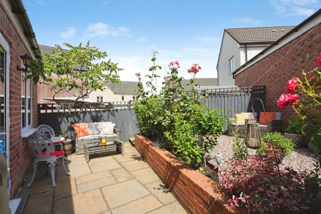 Property photo 3 of 19 Pbox-Img.Jpg
