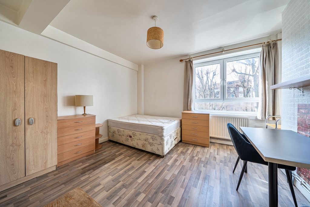 Property photo 3 of 12 1419861-12-699ee0...