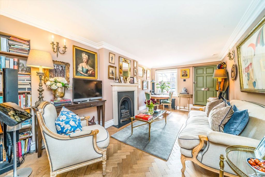 Property photo 2 of 8