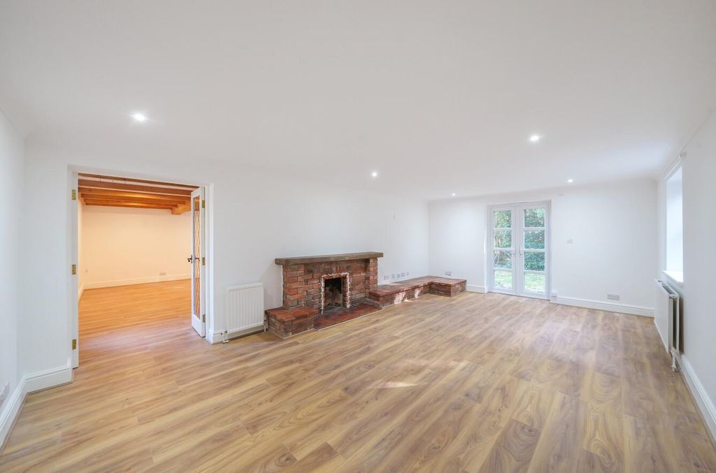 Property photo 2 of 24 1196408 (2).Jpg