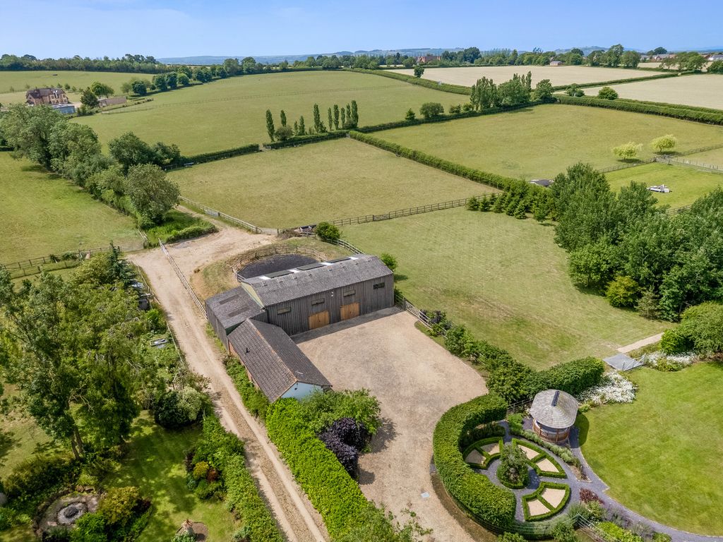 Additional image 47 of 6 bed equestrian for saleFosse Way, Ettington, Stratford-Upon-Avon Warwickshire CV37