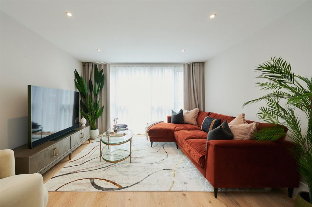 Property photo 1 of 10 Picture No. 14