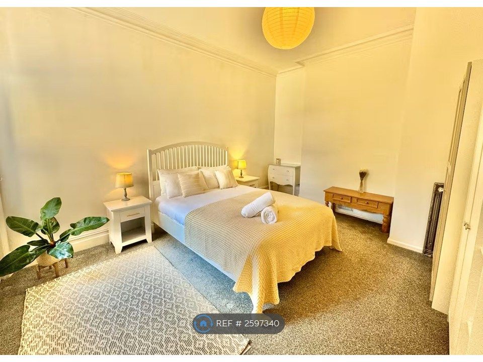 Property photo 3 of 13 Bedroom 2