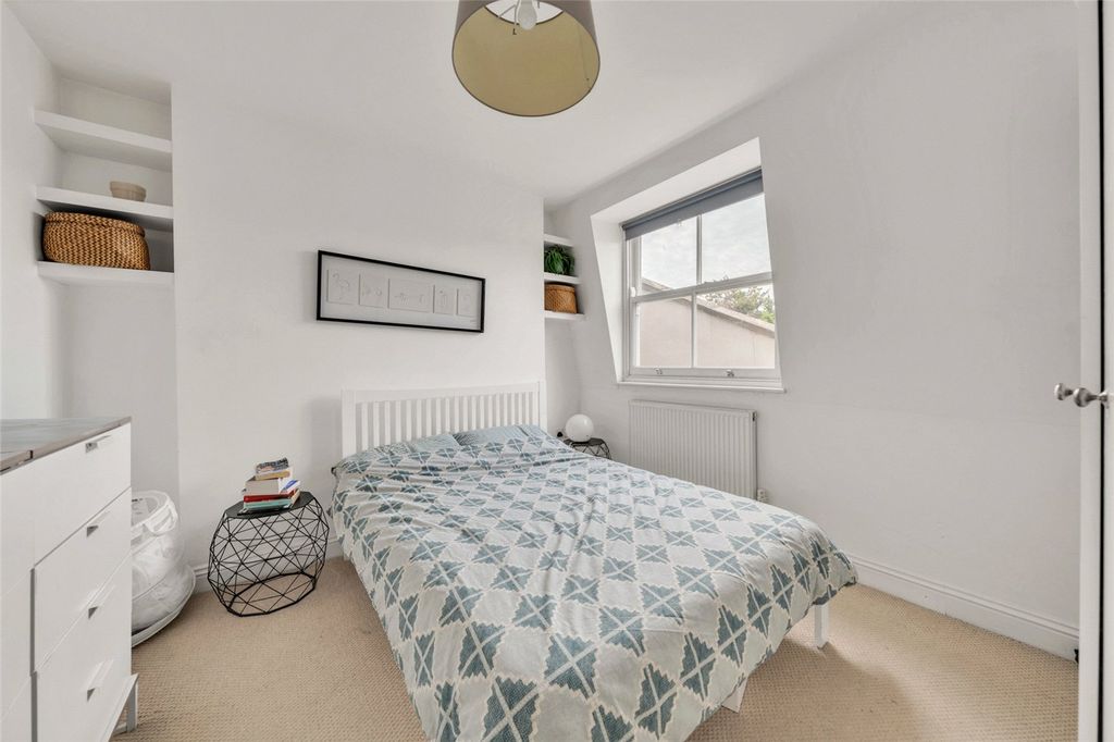Property photo 3 of 11 Picture No. 02