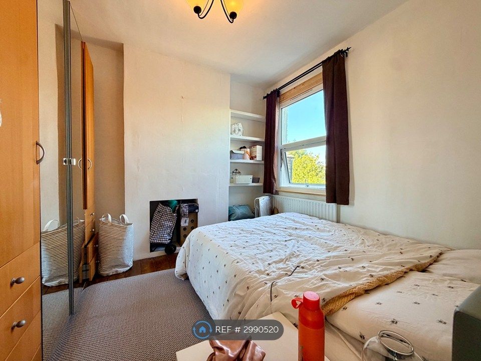 Property photo 3 of 5