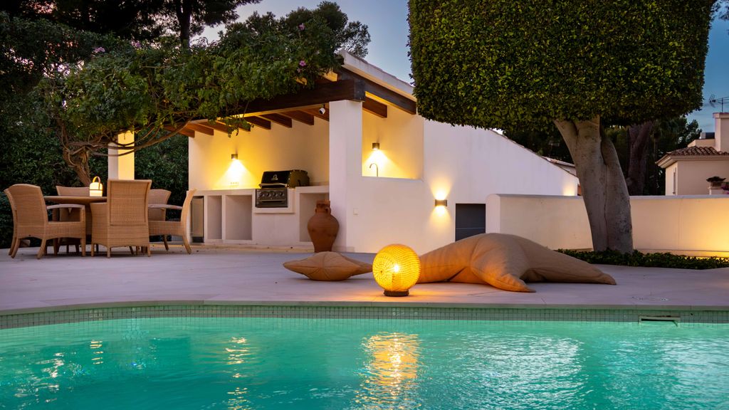 Property photo 2 of 29 82245 Small-3.Jpg